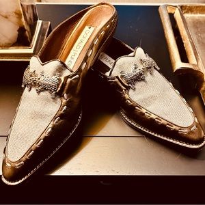 Donald Pliner vintage gold/silver mules. Size 9. Lightly worn. EUC